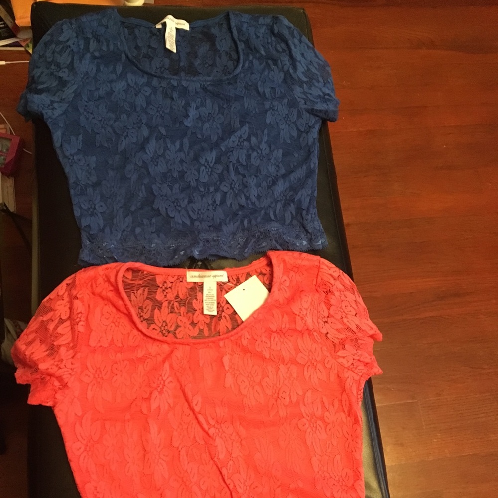 Lace crop tops
